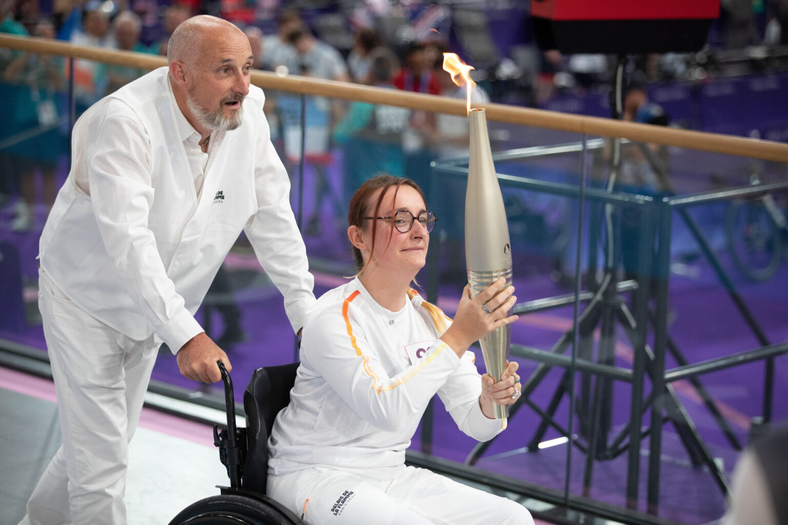 Parcours du Relais de la Flamme Paralympique des Jeux de Paris 2024 au Velodrome de Saint-Quentin-en-Yvelines (Yvelines)